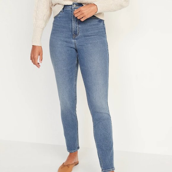 Old Navy Denim - Old Navy Extra High-Waisted Rockstar 360° Stretch Super Skinny Medium-Wash Jeans
